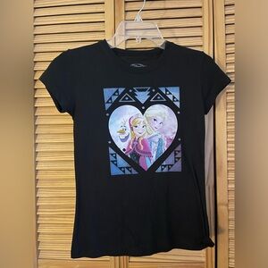 Disney Frozen black t-shirt size XL girls